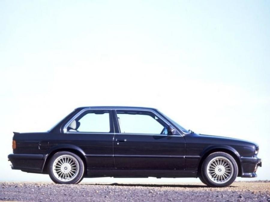  BMW 333i 1985 года  (фото 6 из 6)